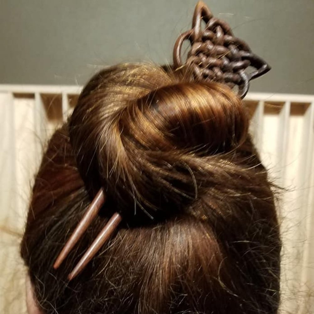 Meet your Posher, Roxi W.